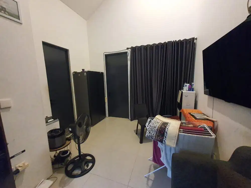 Rumah di kontrakan tahunan