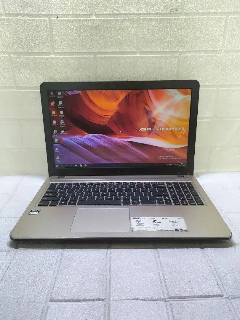 Laptop Asus Layar Besar 16 inch