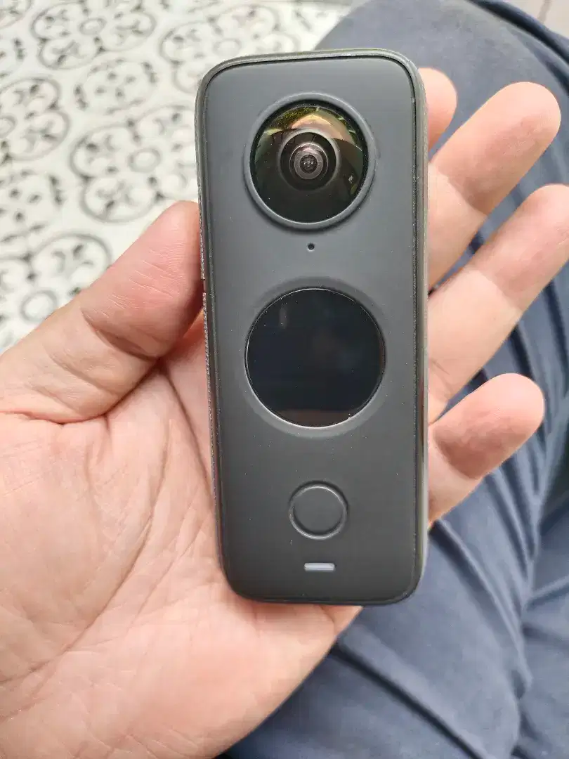 Kamera insta 360 One X2