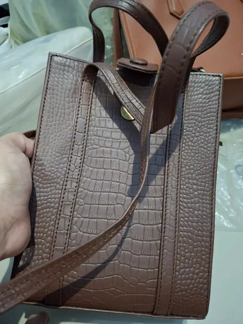 Shoeka _Emilia Bags_ Croco Taupe