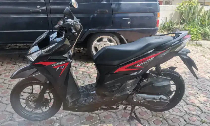 Vario CBS ISS 125CC