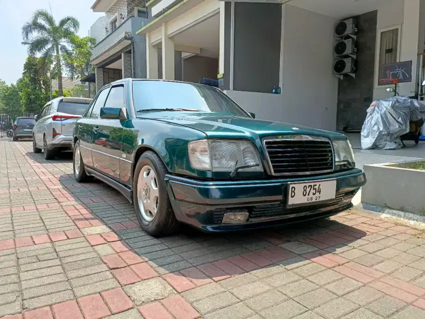 Mercedes Benz E320 W124 Masterpiece tahun 1995