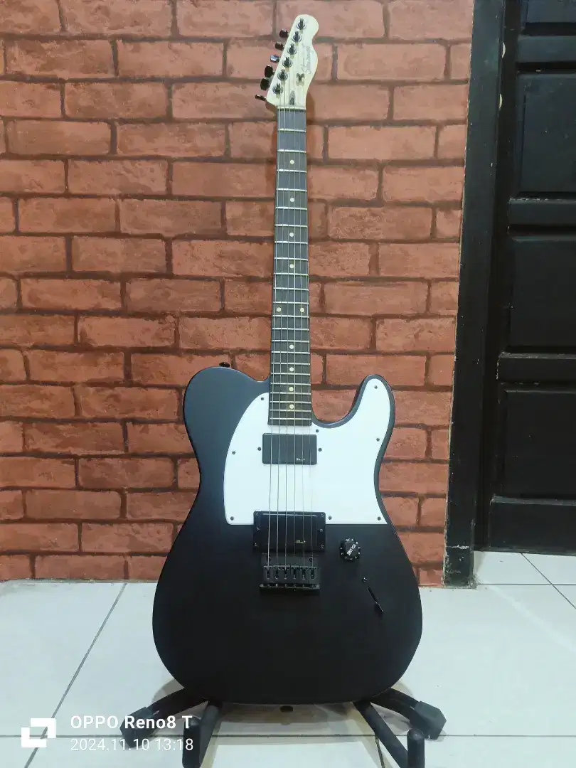 Gitar listrik stranough