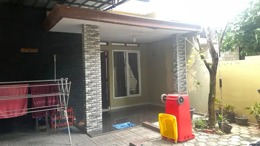 Di Jual rumah sangat strategis bebas banjir