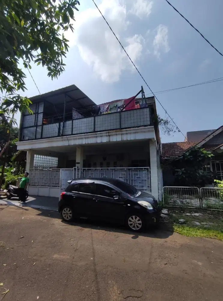 Rumah Di Perumahan Puri Nirwana Estate Cibinong