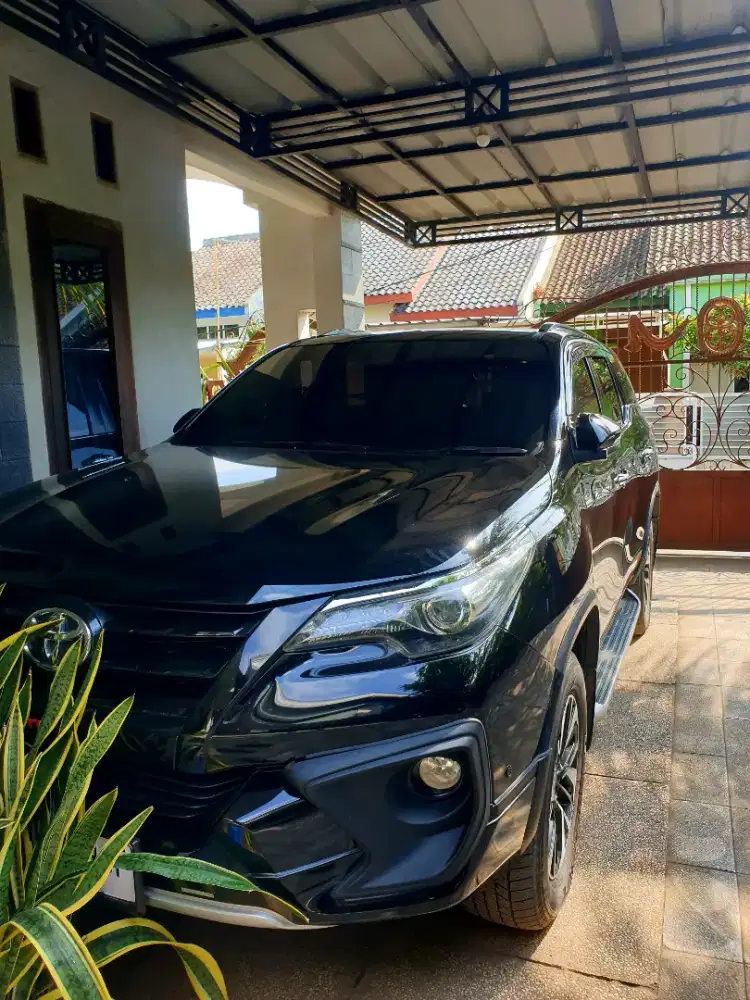 Fortuner VRZ AT 2018
