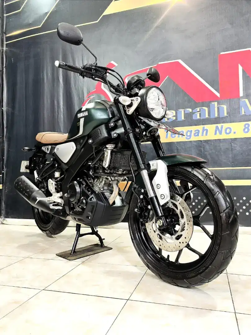 YAMAHA XSR 155cc 2021 km 7rb Green matte.Anugerah Motor rungkut tengah