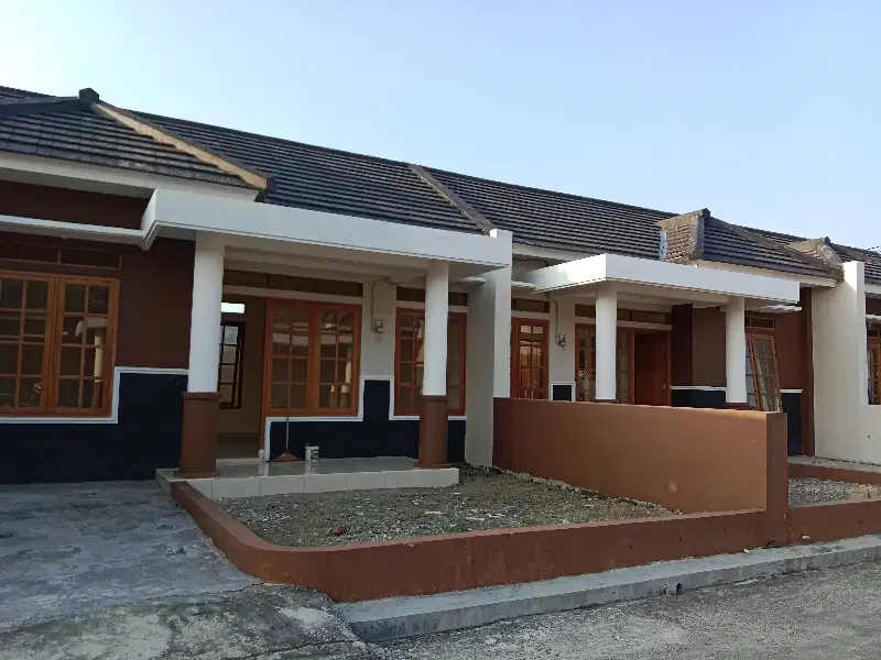 rumah di brebes dekat rs bakti asih