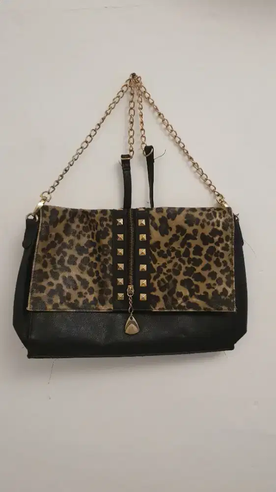 Tas Slempang otentik Uk 30 x 20 cm