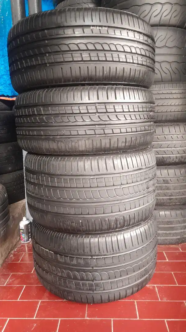 Ban copotan mercy Pirreli pzero Roso 235/40 R18 295/30 R18 95%..4pcs