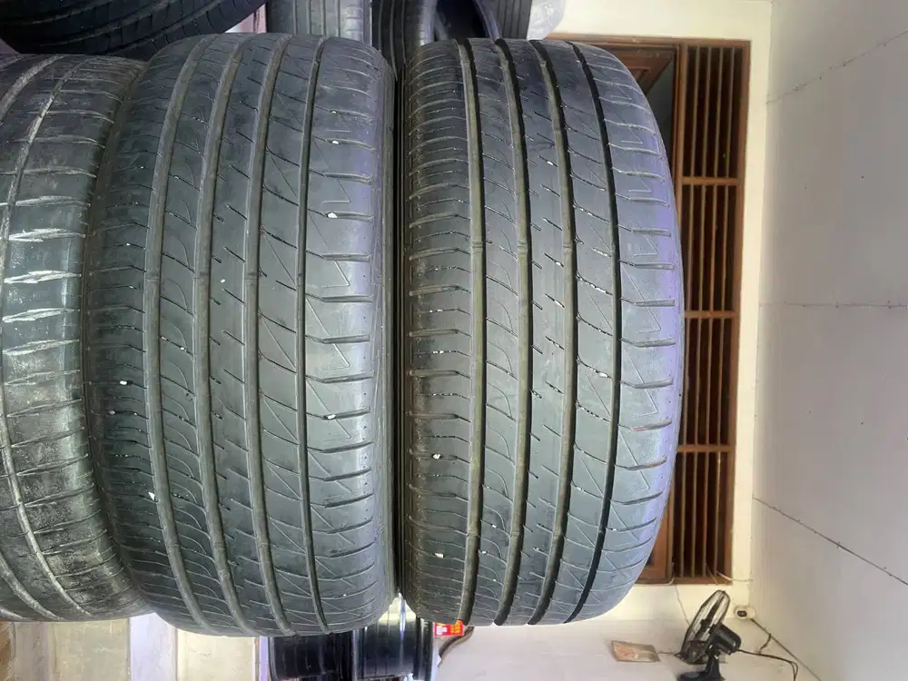 Ban Dunlop Sp Sport LM 705  235 50 r18  2pcs