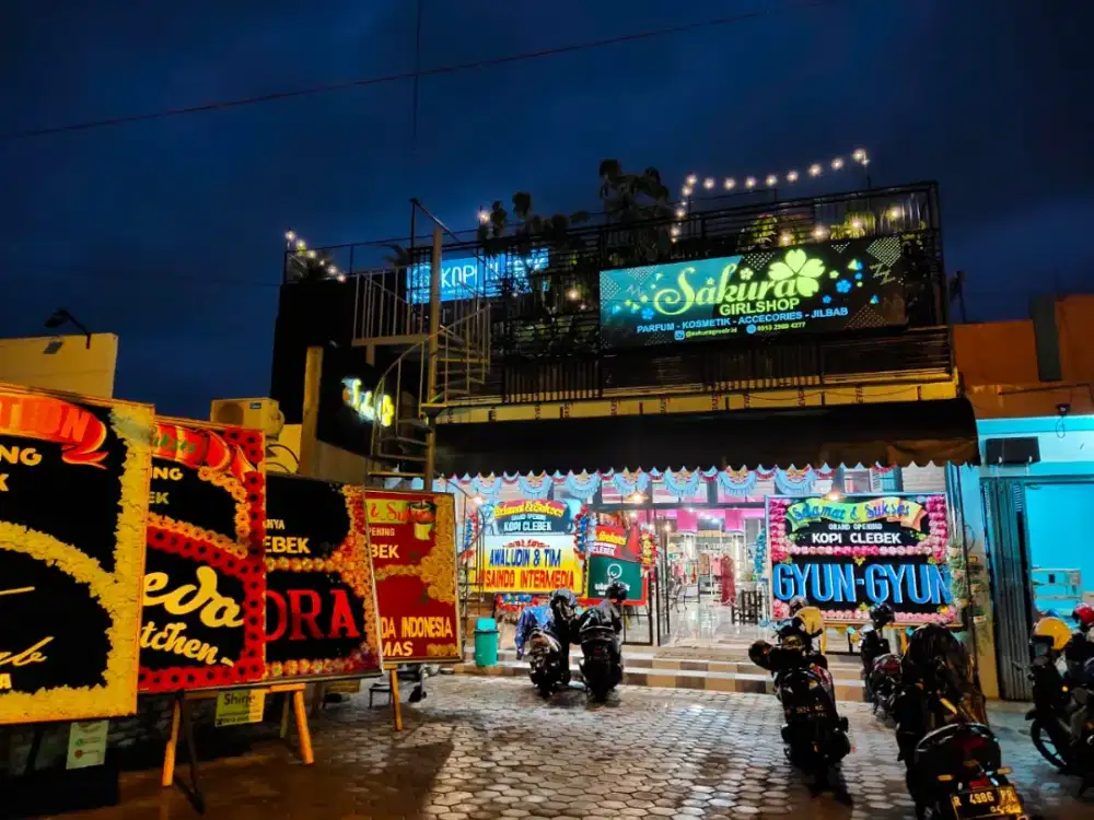 Coffe shop dan toko sakura girlshop ex kopi clebek purwokerto