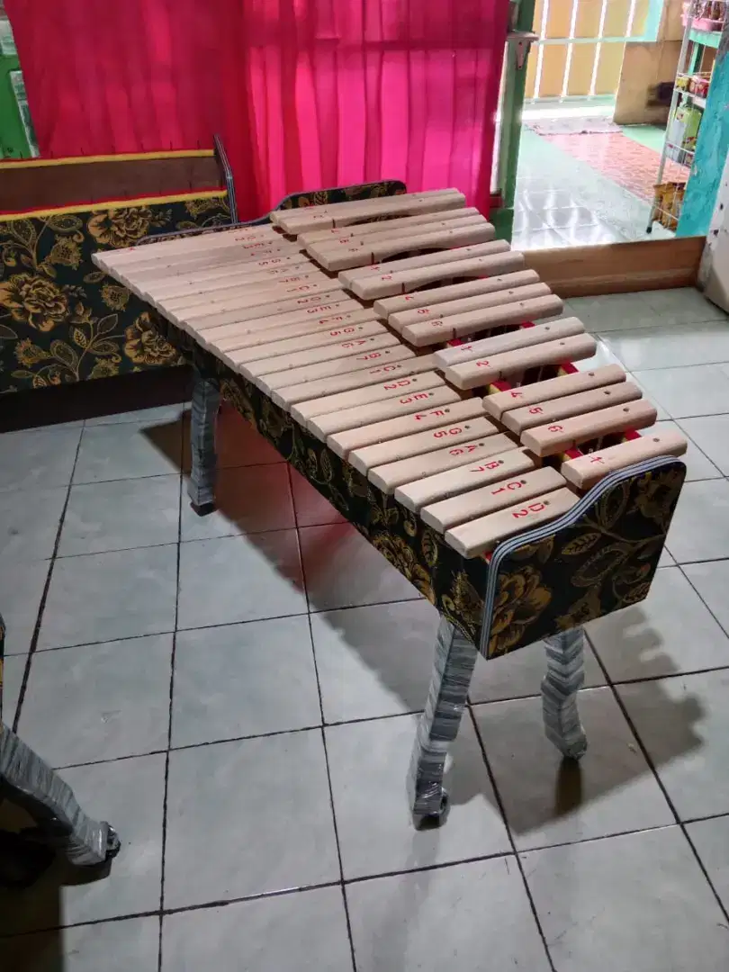 Kolintang melayani pemesanan custom
