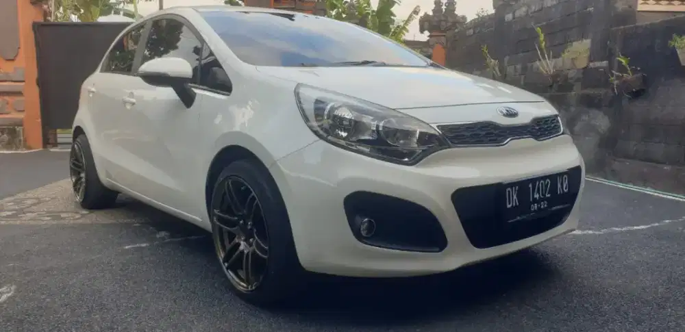 KM 86 RB KIA RIO TH 2013 MATIC