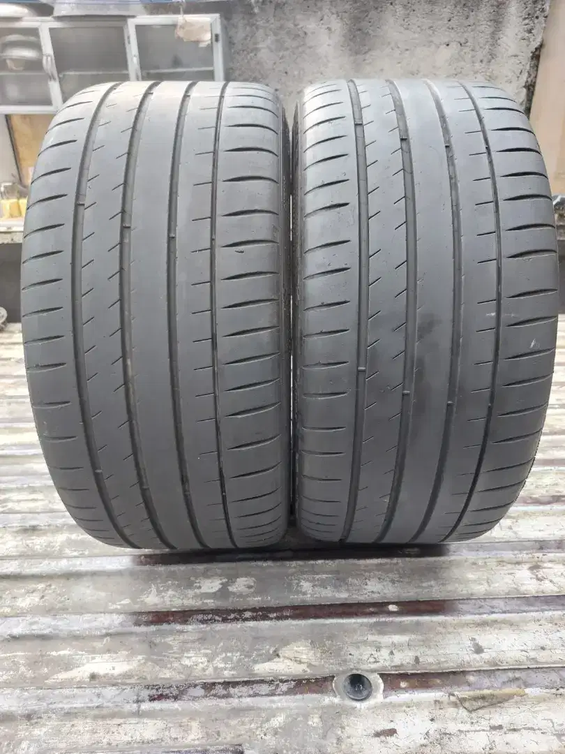 Ban mobil 265 35 R20 Michelin Pilot Sport 4S