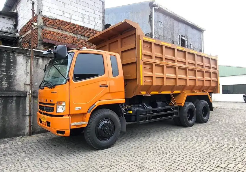 MURAH+banBARU Mitsubishi Fuso tronton 6x4 Dump truck 2022 dumptruk