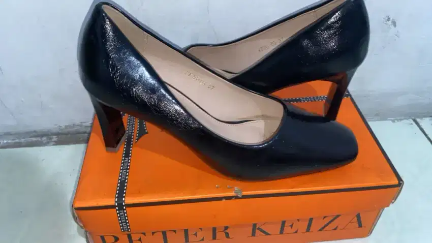 SEPATU PETER KEIZA UK 37