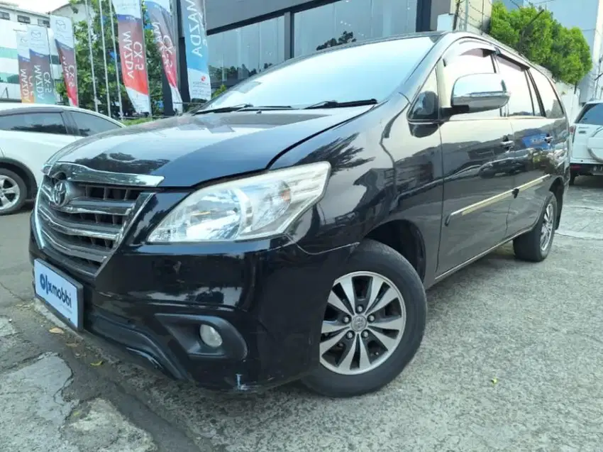 Toyota Kijang Innova 2.0 G Bensin-AT 2015 Hitam /