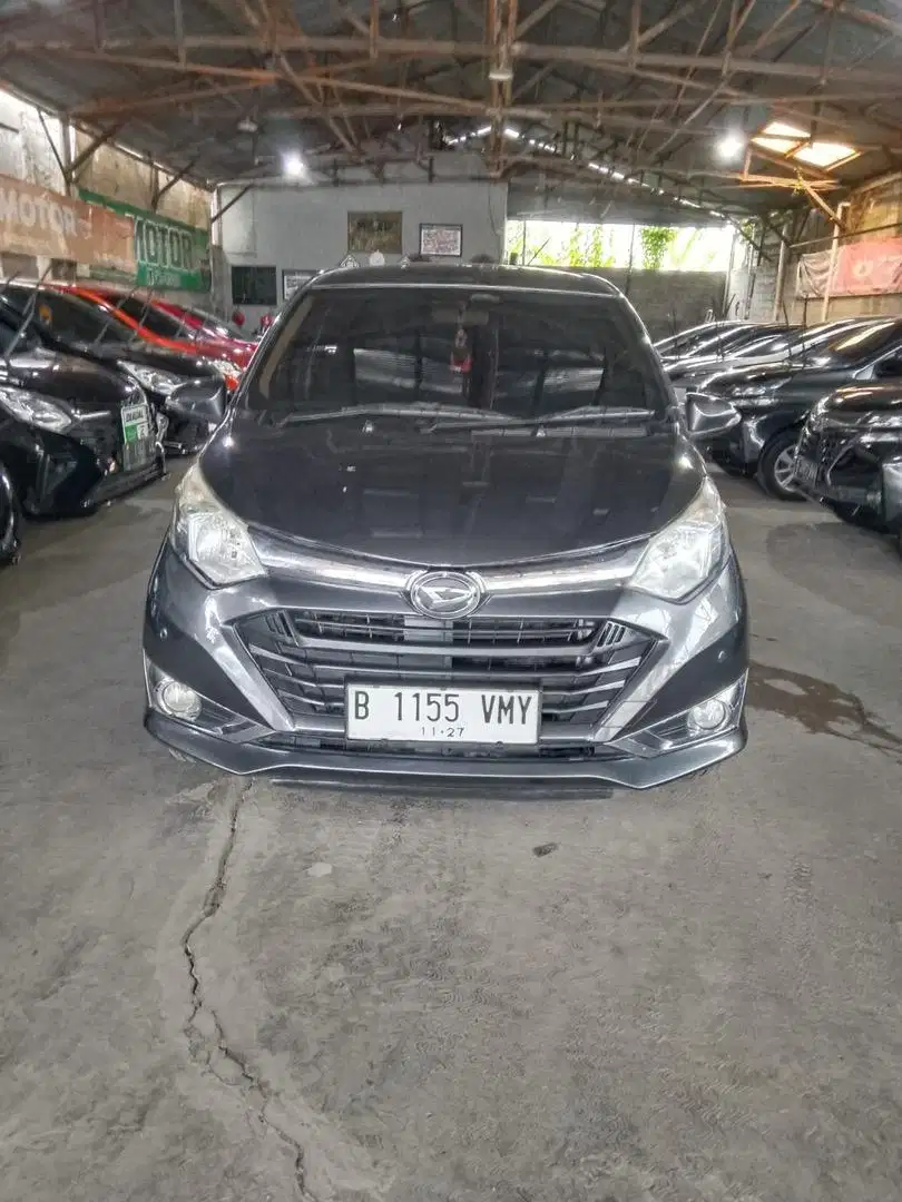 Daihatsu sigra r deluxe At metic siap jalan