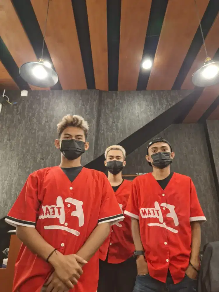 LOWONGAN PANGKAS RAMBUT BARBERMAN/CAPSTER FI BARBERSHOP