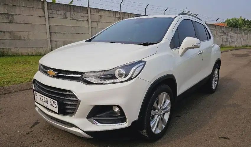 Dijual Chevrolet Trax 1.4 LTZ 2017 Putih Terawat TDP 17Jutaan ajah