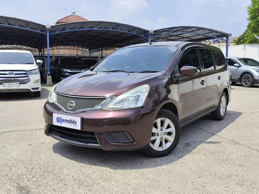 Pajak Panjang - Nissan Grand Livina 1.5 SV Bensin-AT 2015 Merah  (1NH)