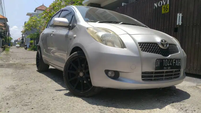 Di jual Yaris Matic type e tahun 2007