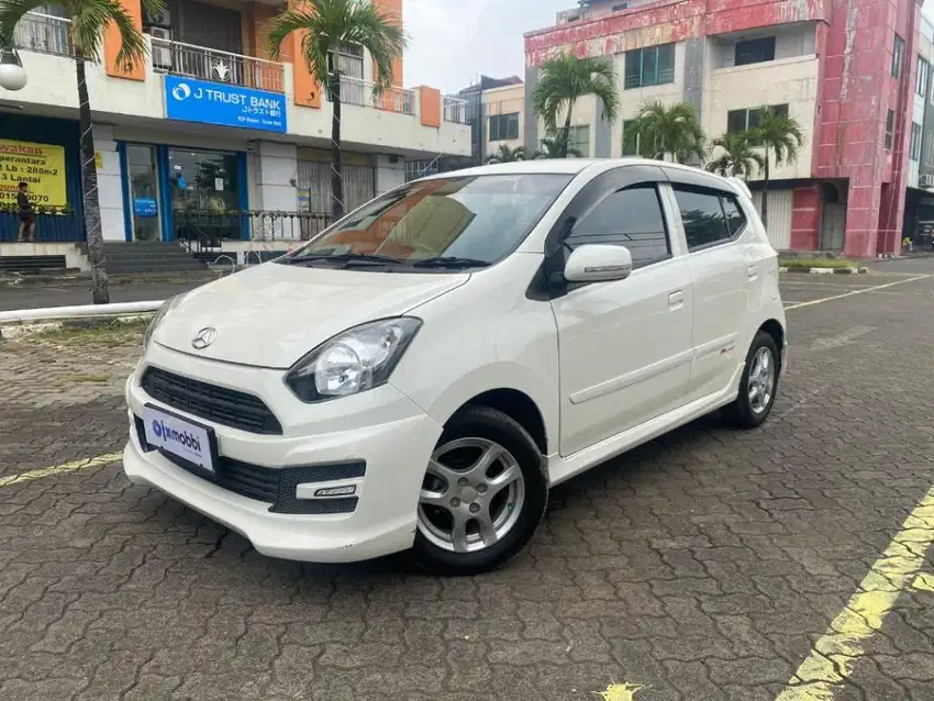 KM Rendah - Daihatsu Ayla 1.0 M Sporty Bensin-MT 2016(NH)