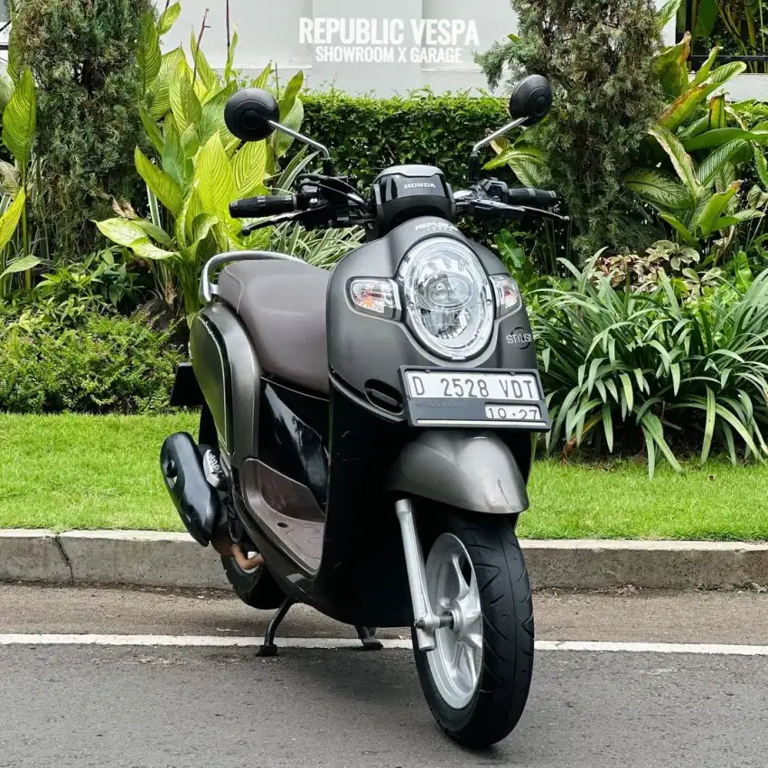 HONDA SCOOPY STYLISH 110CC TAHUN 2017 FULL ORISINIL WARNA COKLAT HITAM