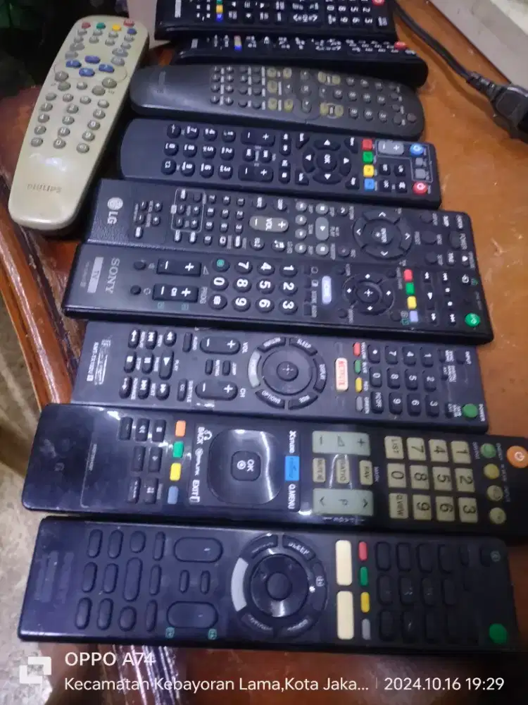 Macam macam remot baru dan bekas