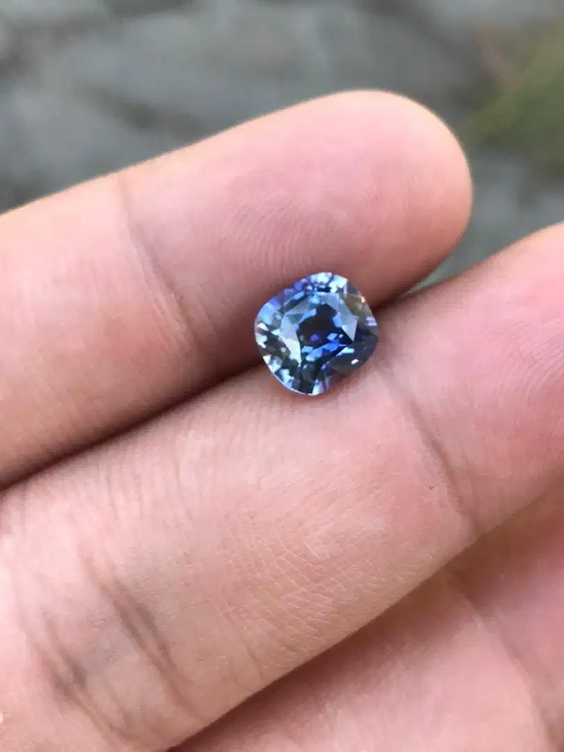 Fancy Sapphire Vintage