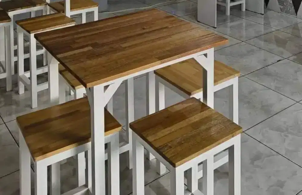 Meja kursi cafe minimalis