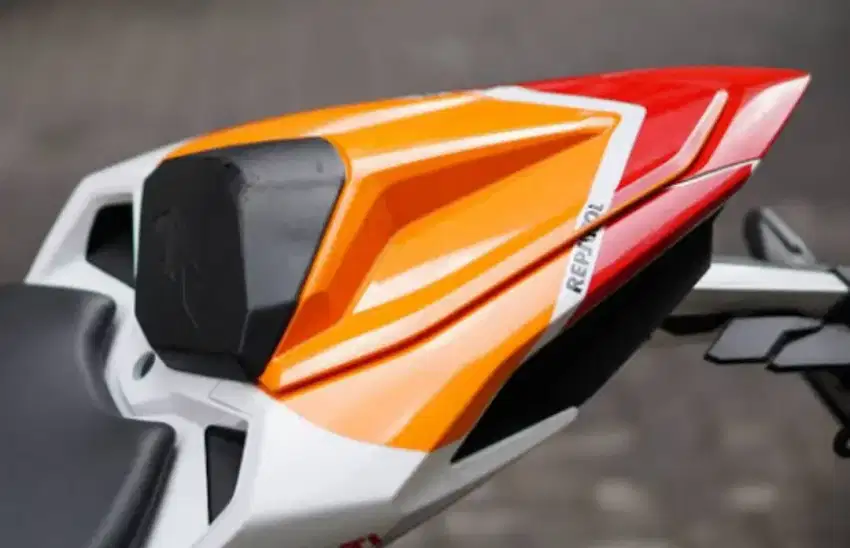 Single seat cbr250rr