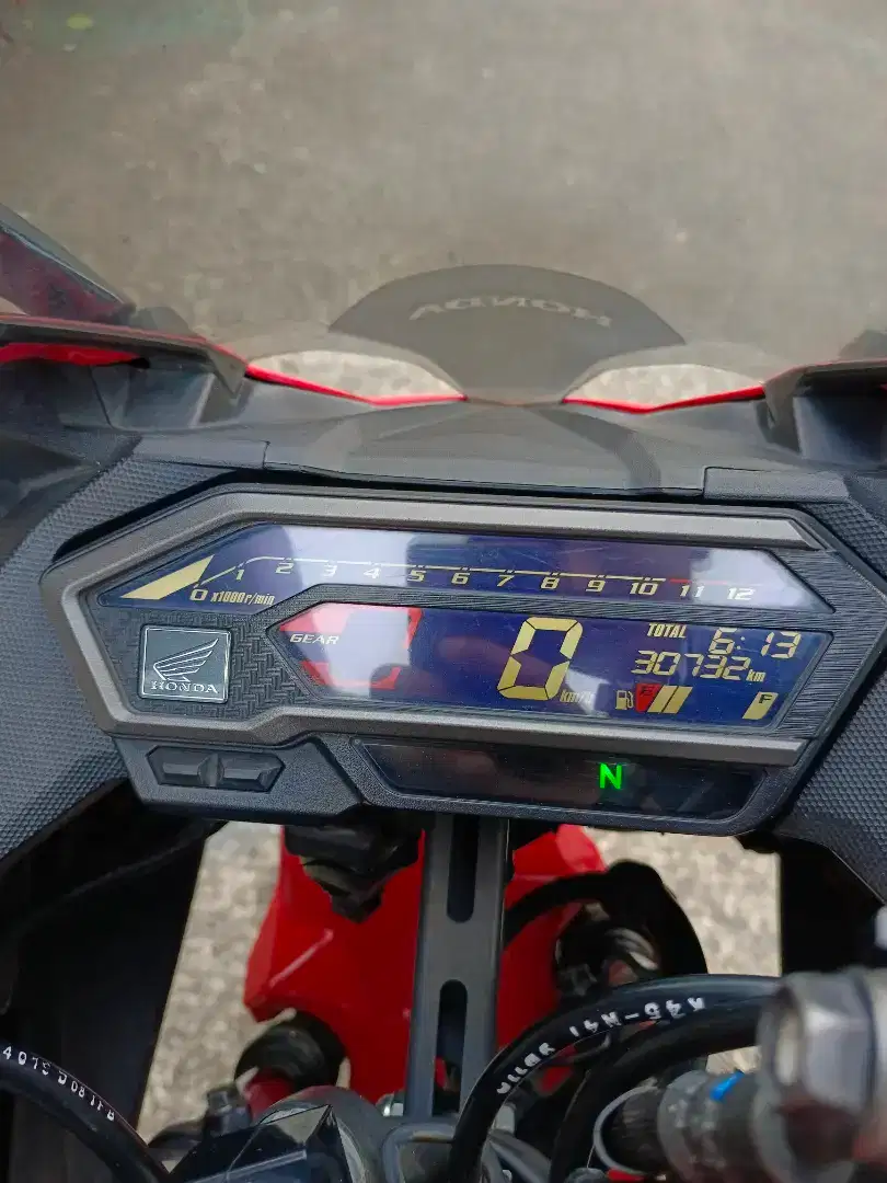 Dijual cbr 150R tricolor std 2019