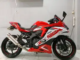 ZX25R 2022 merah  TERMURAH . Perfect Cond