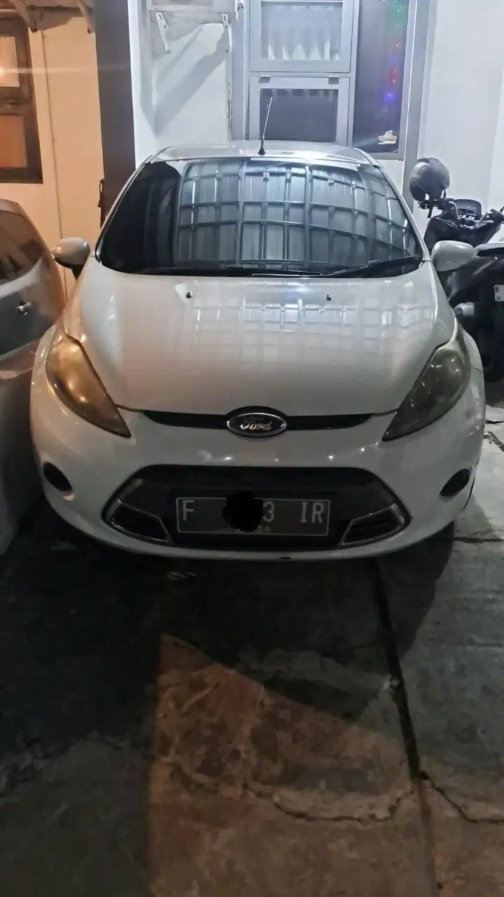 Dijual Ford Fiesta Trend 1.4 2011 AT Matic