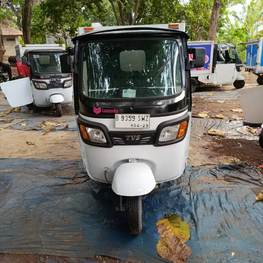 TVS KARGO BOX SECOND