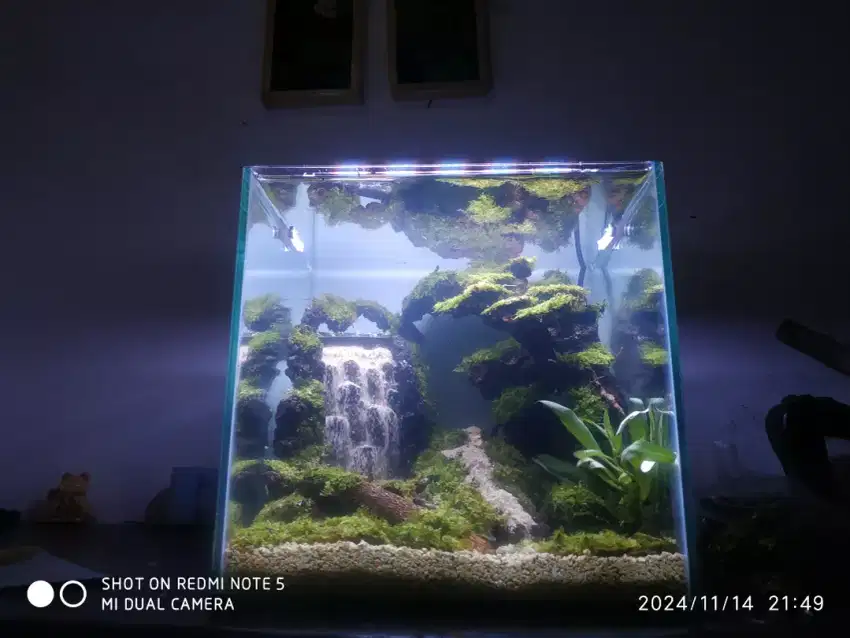 Aquascape aquarium air terjun pasir double