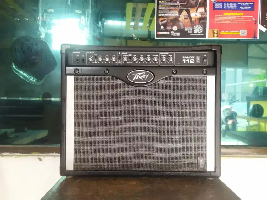 Sound Gitar Amplifier PEAVEY BANDIT 112 MARSHALL Laney Roland