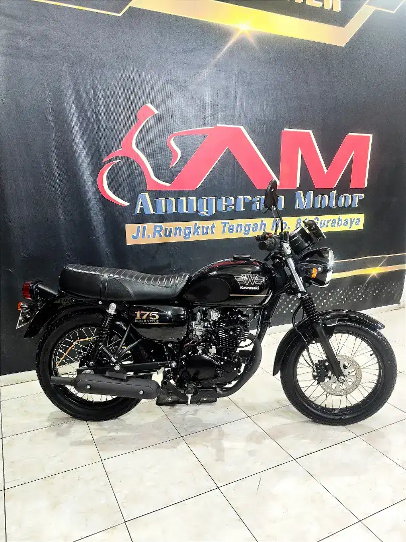 Kawasaki W175 Black style Limit edition 2024. Anugerah motor rungkut