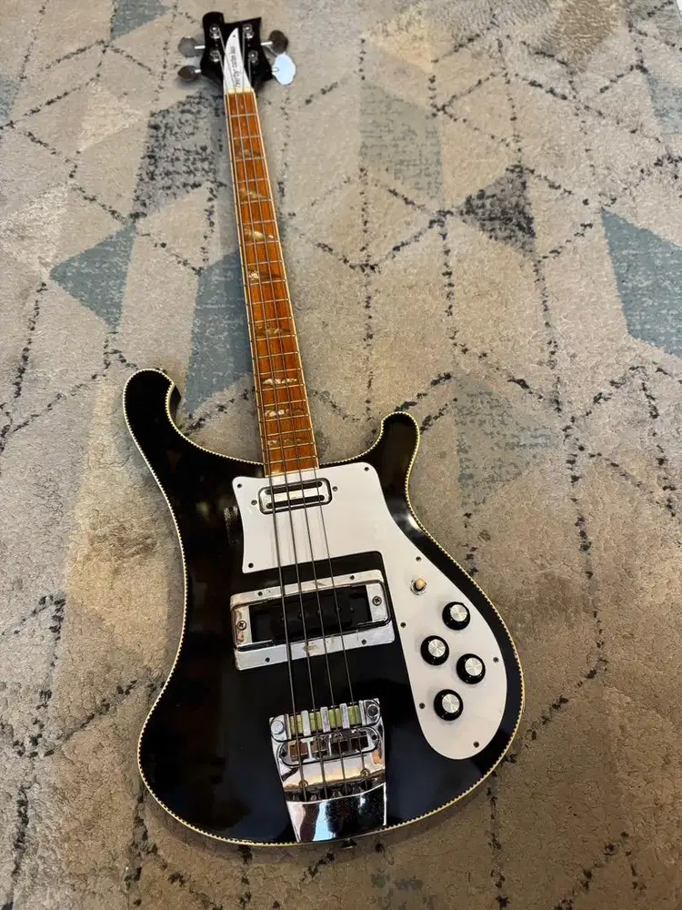 Heerby Rickenbacker Copy Japan