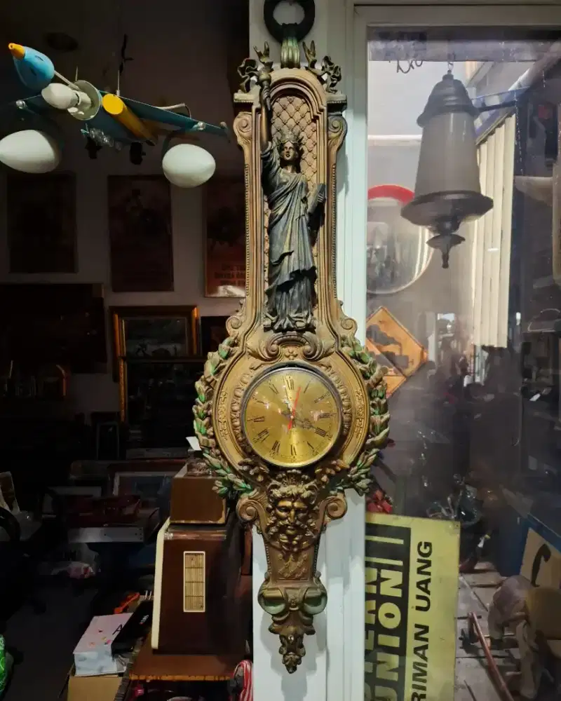 Jam Antik Junghans kondisi nyala dengan batere