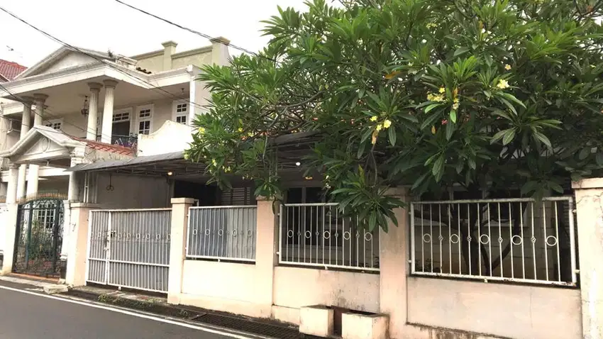 Rumah Asri di Tebet Timur