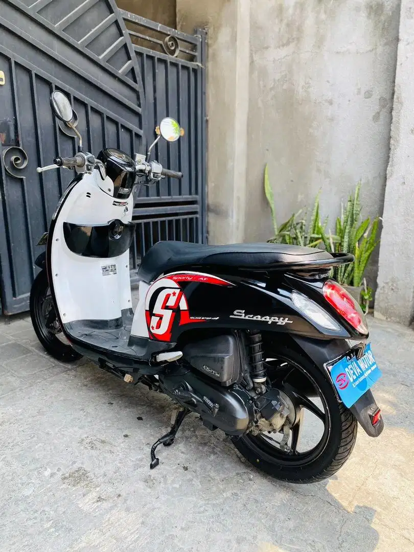 Dijual scoopy 2016 deva motor