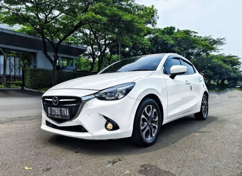 Mazda 2 GT SkyActive  AT Thn 2015