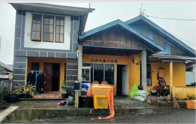 DIJUAL RUMAH DI KAMPUNG MANGGIS PADANG PANJANG BARAT SUMBAR