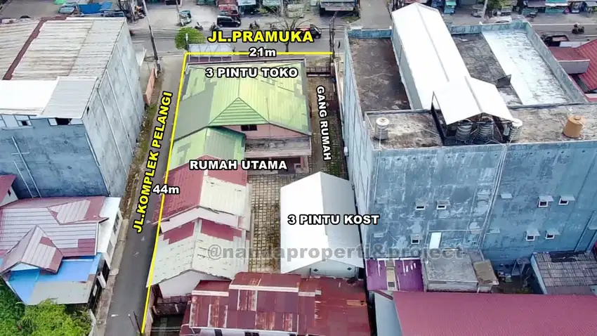 Rumah plus 3pintu toko dan kost di pinggir jl.pramuka banjarmasin