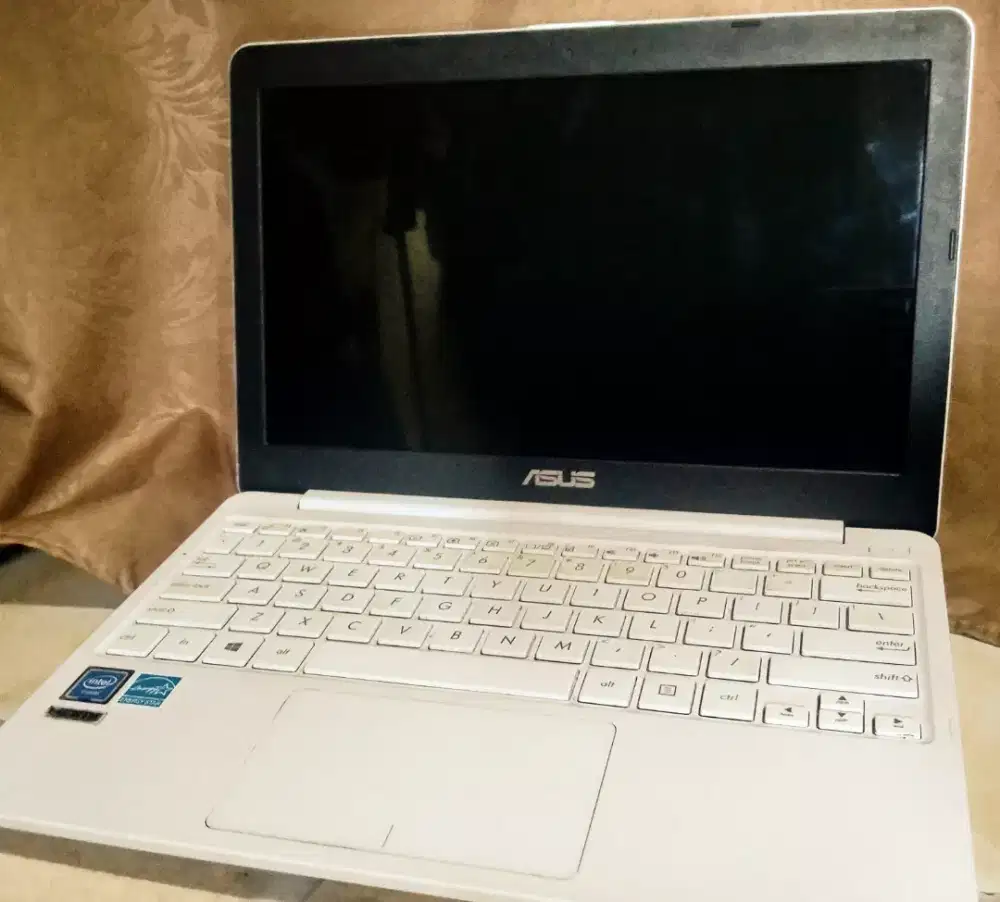 Dijual Laptop Merk Asus
