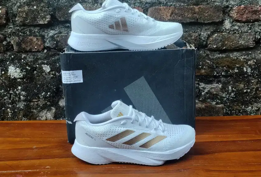 Adidas Adizero SL original