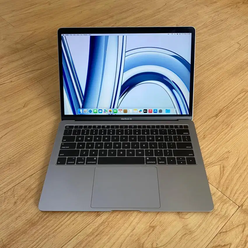 Macbook Air Retina 13” 2019 i5 16/256GB